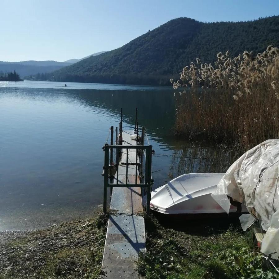 Le Finestre Sul Lago Piediluco Eksteriør billede