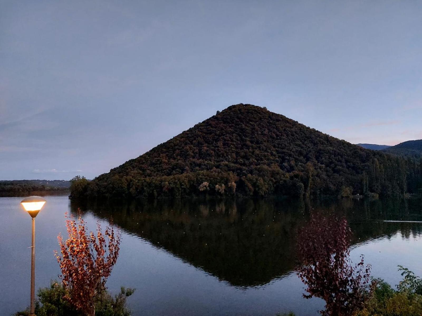 Le Finestre Sul Lago Piediluco Eksteriør billede